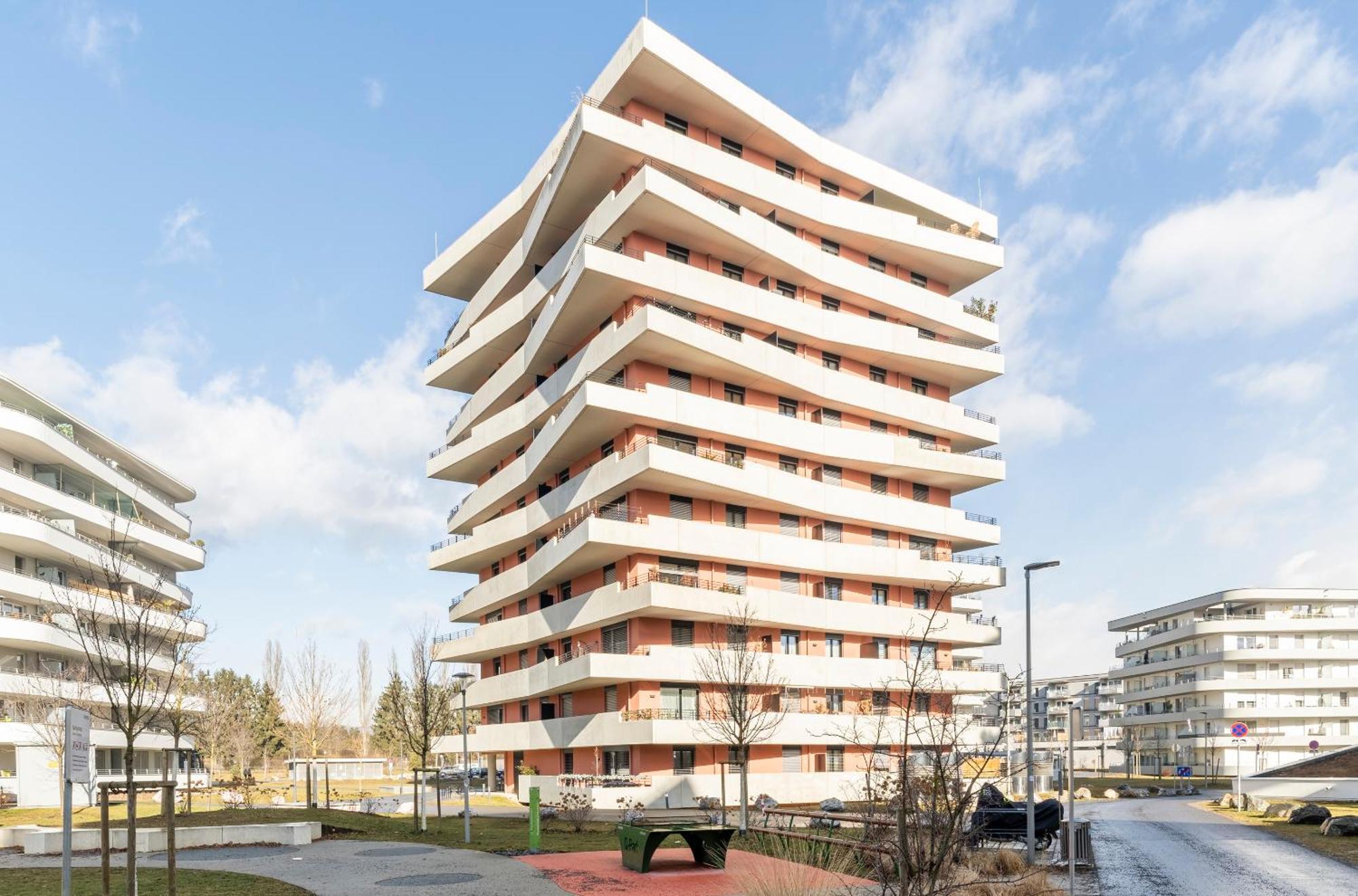 Edler Wohnraum Panoramablick 3 Sz Boxspringbetten, E-Ladestation, Kaffeevollautomat, Klima, Lift, Terrasse & 2Xtg Graz Exterior photo
